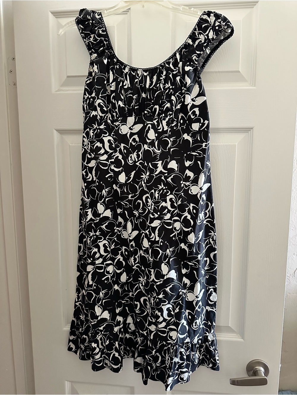CDC Black/White Floral Dress